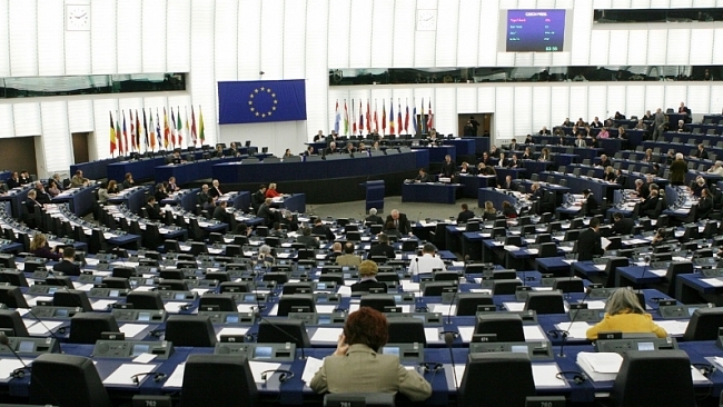 Europoslanci si přejí jedno sídlo parlamentu
