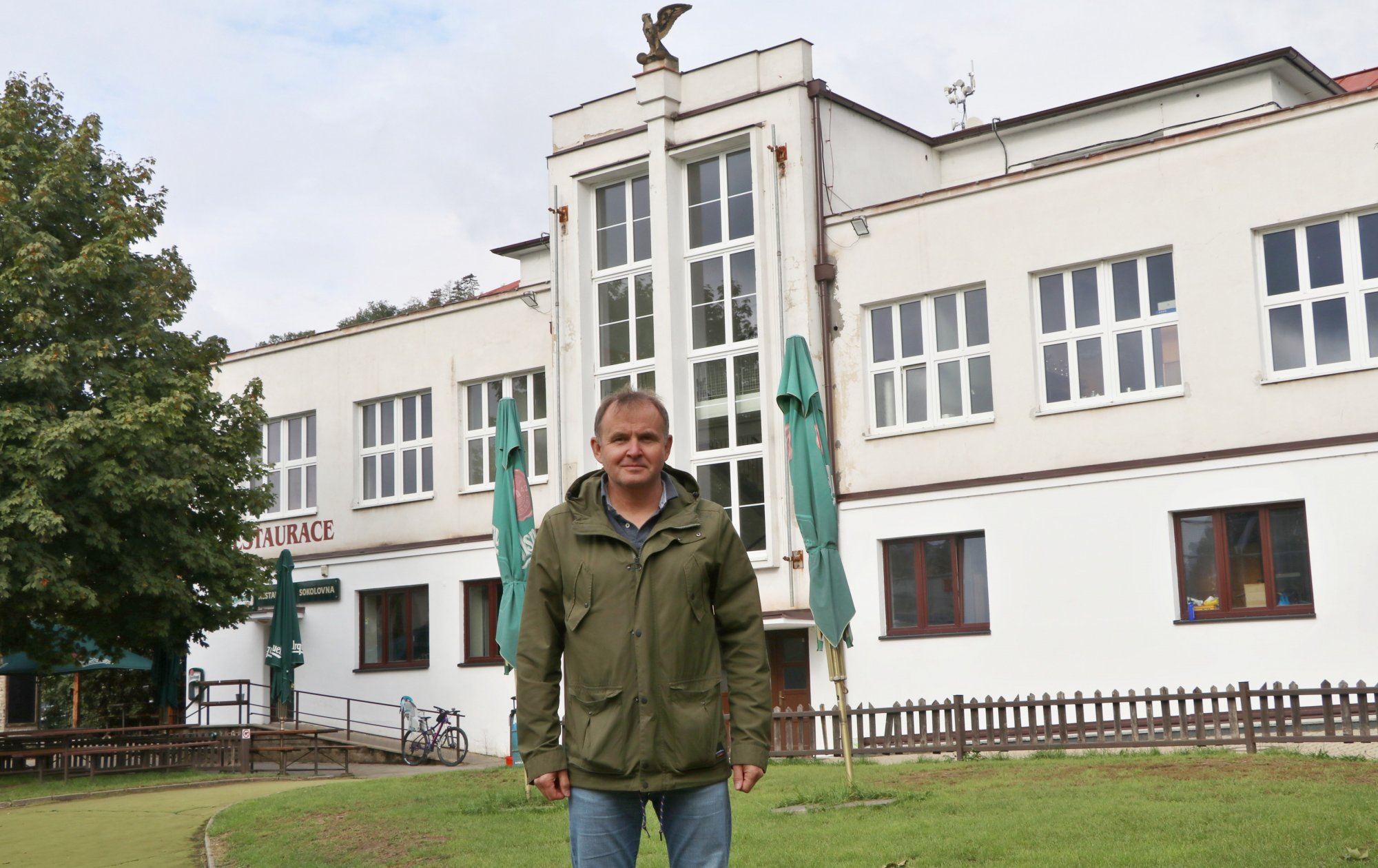 Historická sokolovna dostává moderní prvky