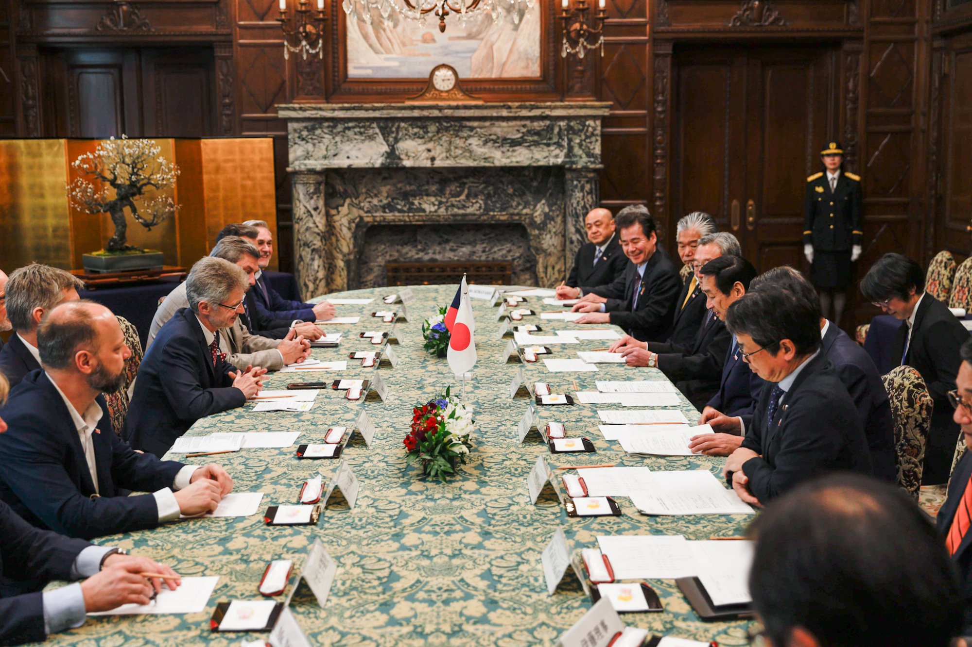 Rozvíjení česko-japonských vztahů a spolupráce v oblasti vědy nebo hospodářství – to byla hlavní témata politických jednání předsedy Miloše Vystrčila v Tokiu