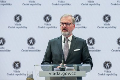 Vláda zakázala používat ve státní správě produkty čínské společnosti DeepSeek a schválila financování exhumace tří obětí komunistického režimu
