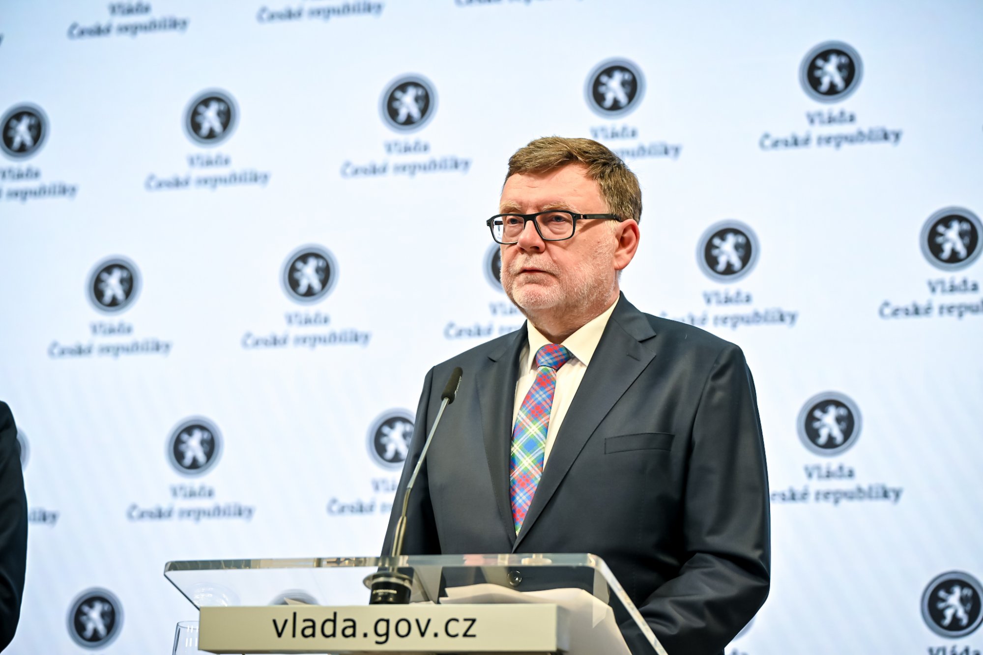 Srpnová predikce MF: Česká ekonomika zrychluje, růst podpoří domácí poptávka i nižší inflace