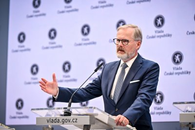 Vláda odsoudila ruskou agresi vůči Polsku a schválila výši příjmů z daní samospráv na vzdělávání dětí, žáků a studentů