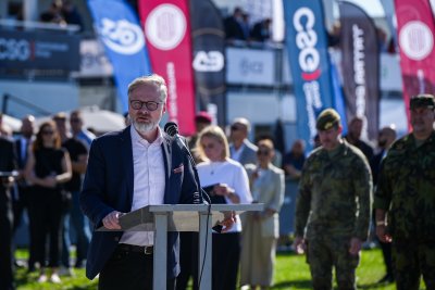 Premiér Fiala na zahájení Dnů NATO: Zakládáme koordinační skupinu pro antidronovou ochranu státu