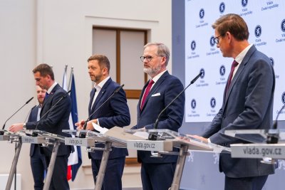 Vláda v demisi rozhodla předložit Poslanecké sněmovně opětovně návrh státního rozpočtu na příští rok a schválila i návrh rozpočtu SFDI