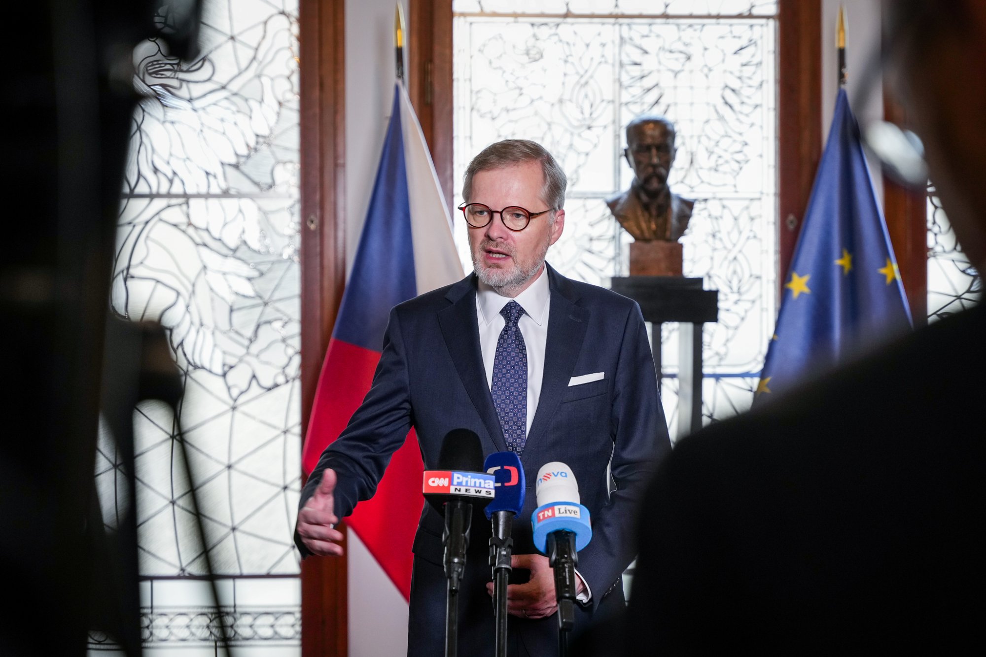 „Na krize jsme reagovali velmi dobře, Česko je v dobré kondici.“ Petr Fiala zveřejnil zprávu o stavu země