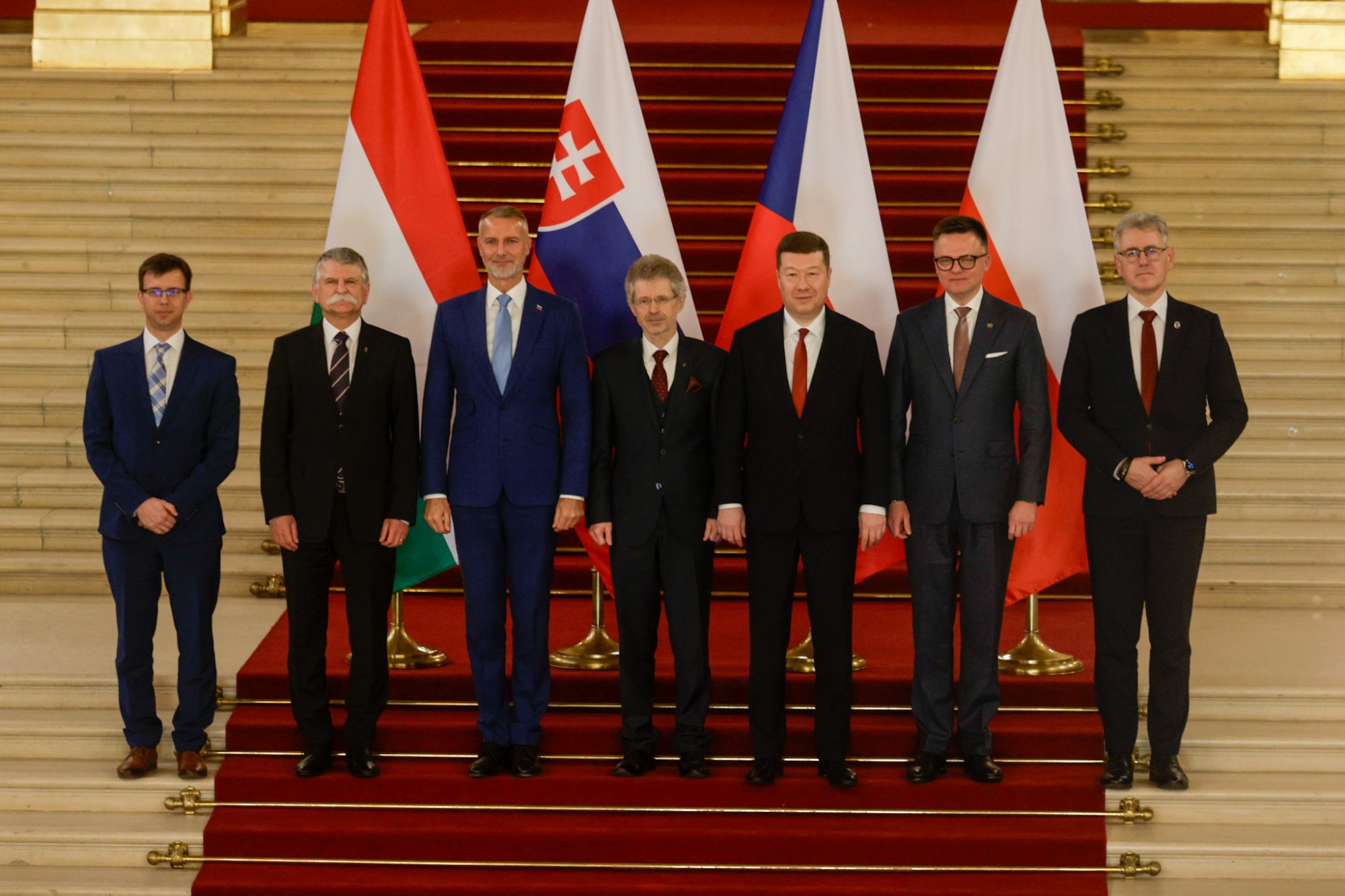 Předseda Senátu Miloš Vystrčil na konferenci V4: Pokud se mají lidé domluvit, musí spolu mluvit, sousedé obzvlášť