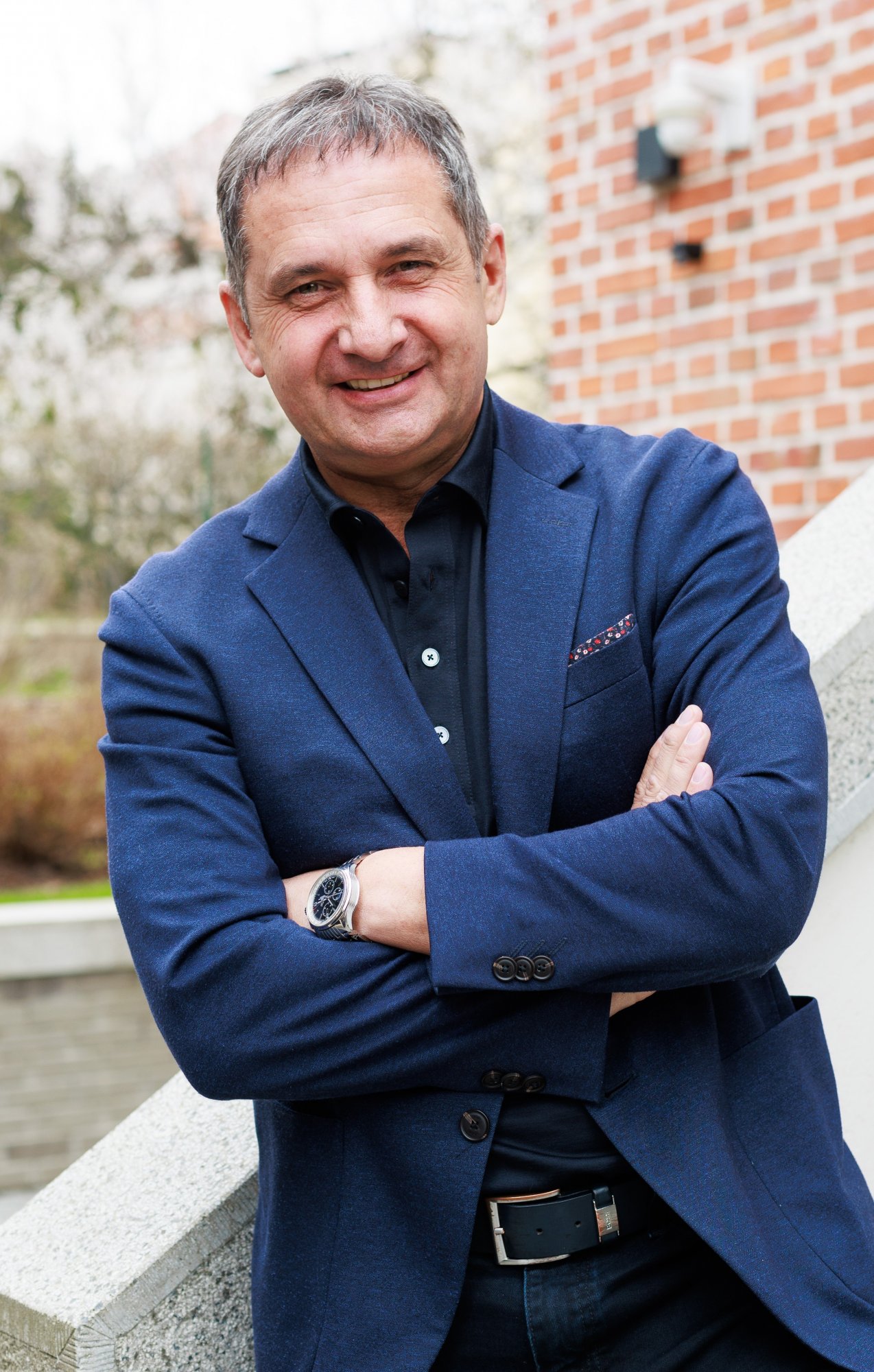 Radnice musí začít otevřeně mluvit o financích,  kolik má peněz,  kolik spotřebuje na provoz, kolik mu zbývá na investice a odkud bude financovat svůj další rozvoj.