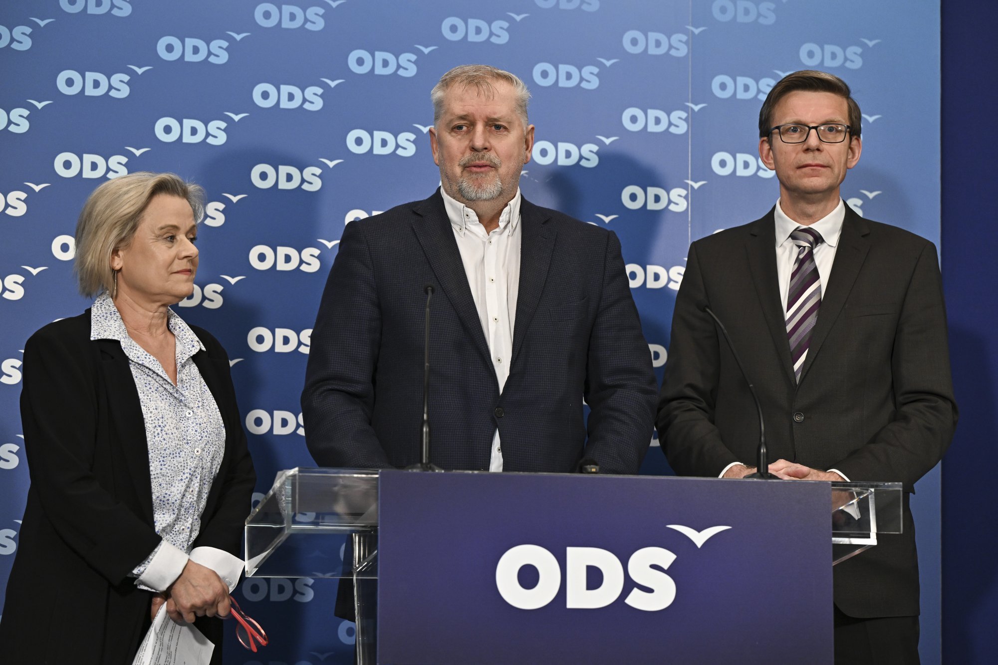 Petr Bendl, Veronika Vrecionová: Vláda v Bruselu chrání výrobce hnojiv včetně Agrofertu. Účet zaplatí zemědělci